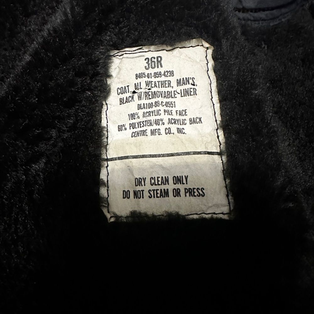 Vintage Men’s All Weather Coat Black Military Style Removable Liner 36R - Picture 7 of 10